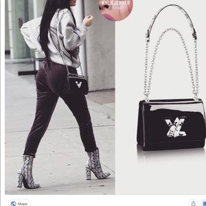 Louis Vuitton Twist Pm Black Smooth Patent